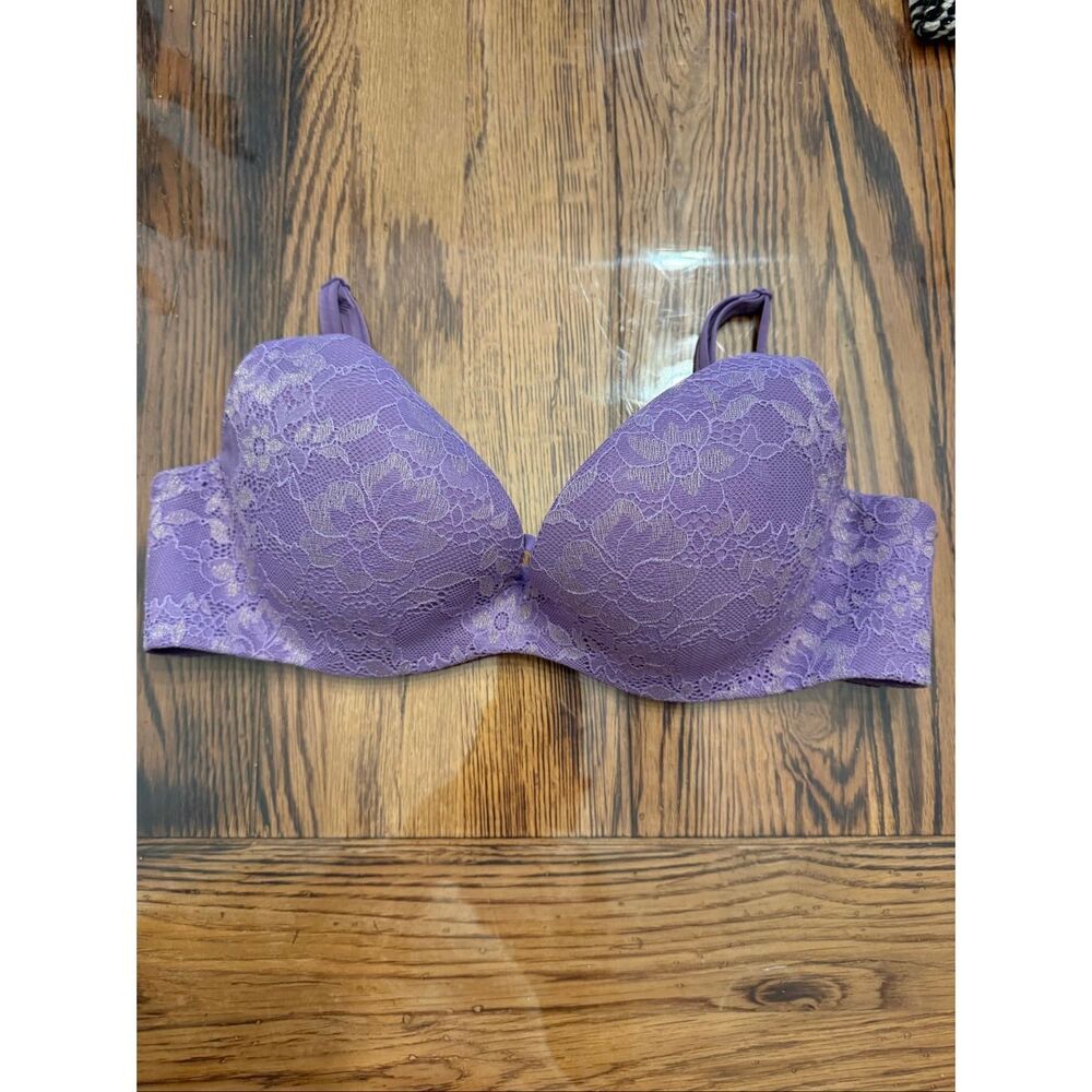 Victoria's Secret Lavender Lace Push-Up Bra